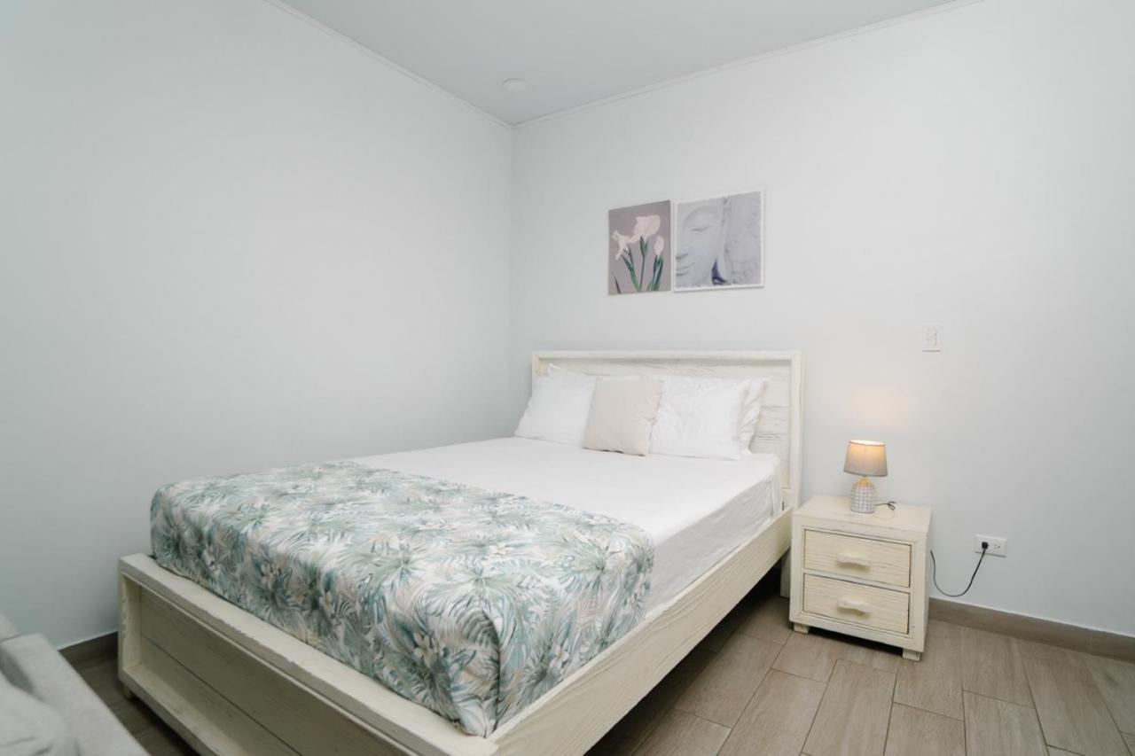 Apartamentos Ganesha Jaco Exterior photo