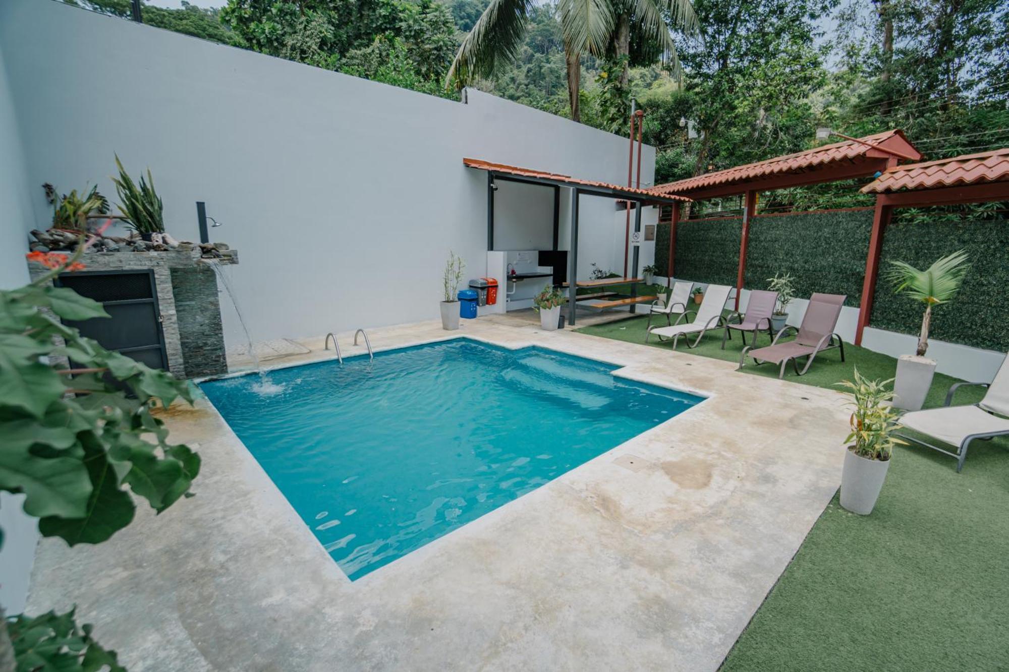 Apartamentos Ganesha Jaco Exterior photo