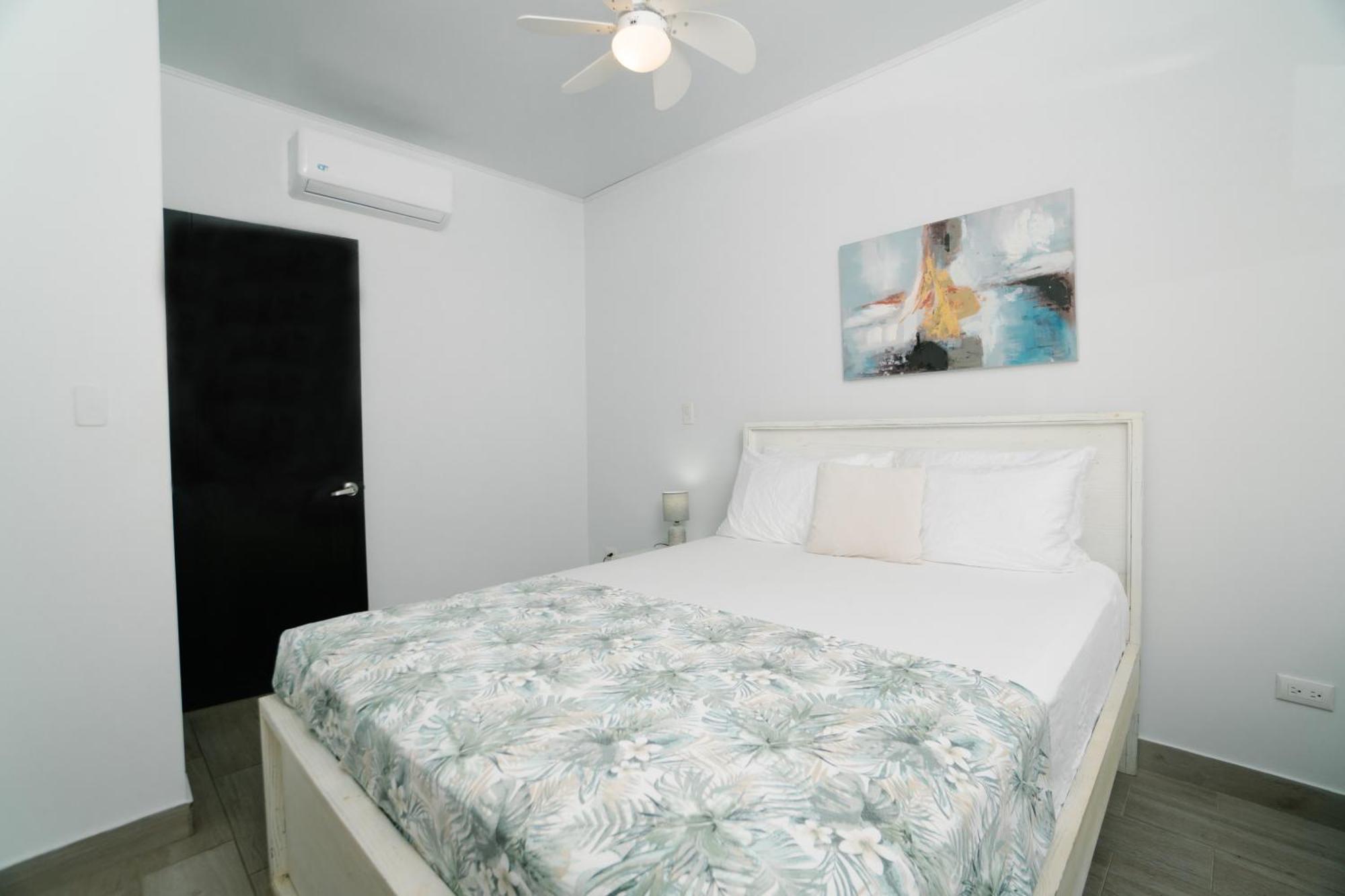 Apartamentos Ganesha Jaco Exterior photo