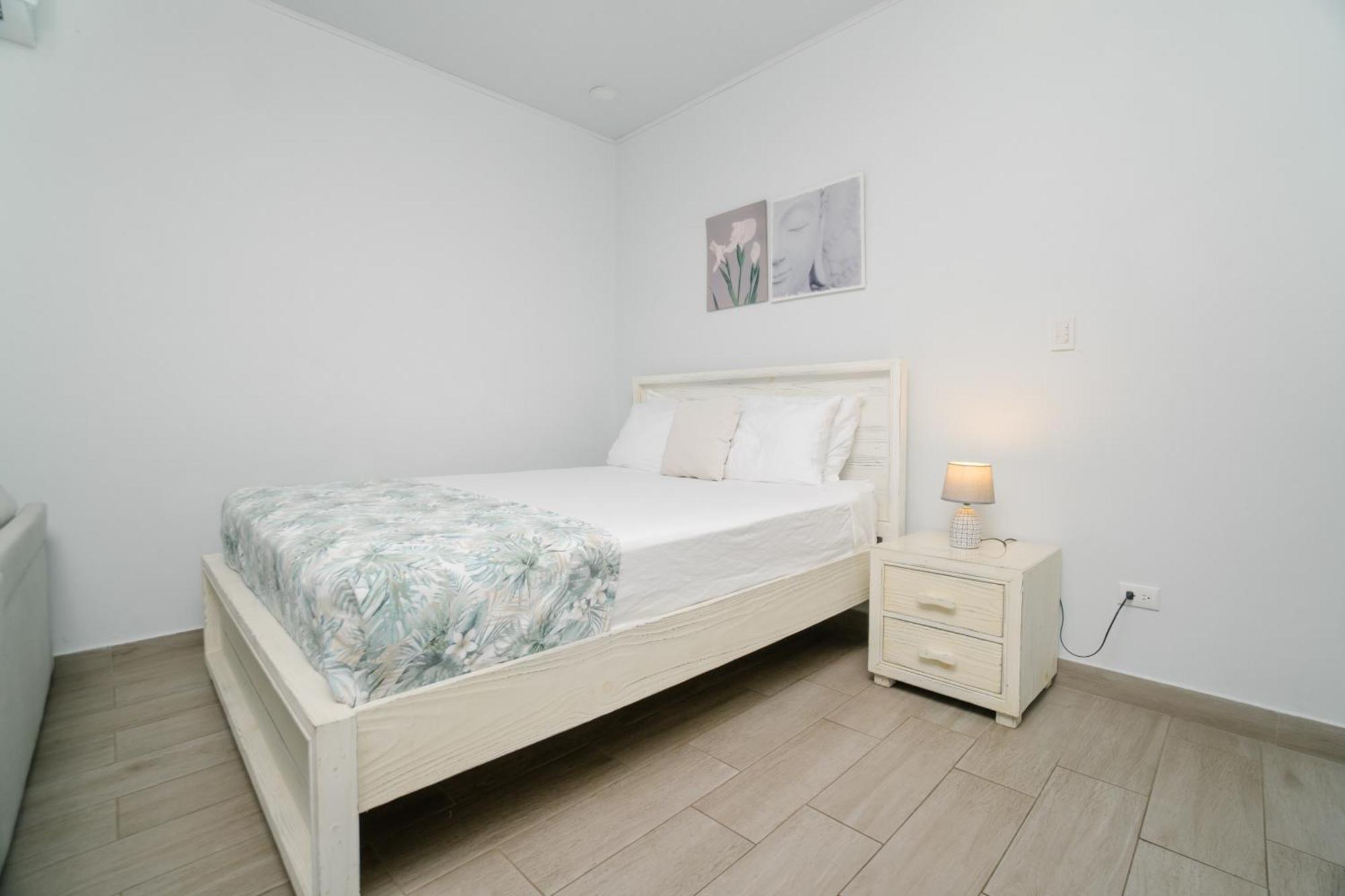 Apartamentos Ganesha Jaco Exterior photo