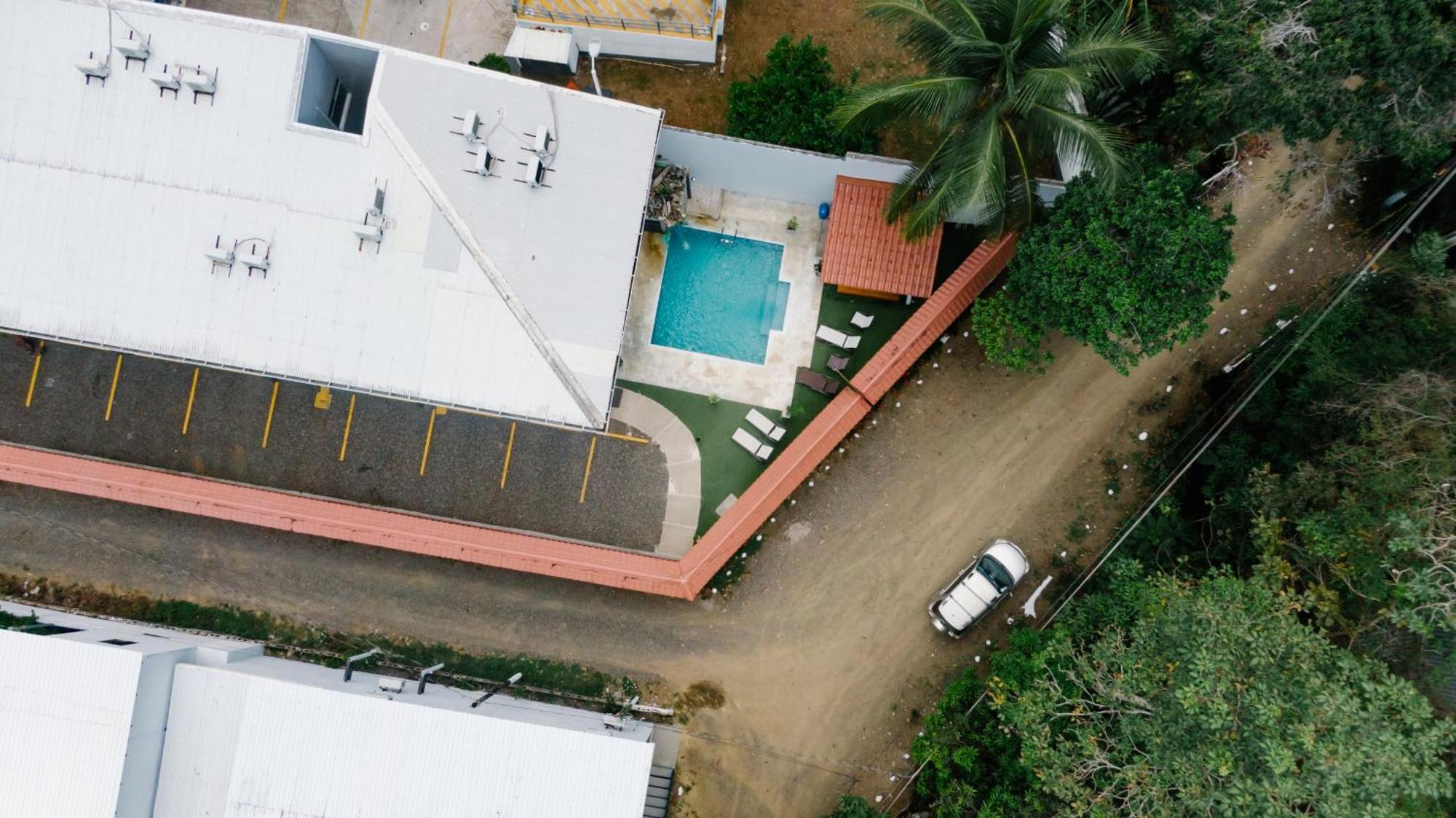 Apartamentos Ganesha Jaco Exterior photo